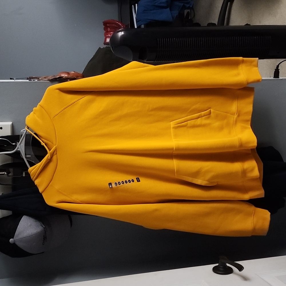 NEW! CSG Brand XL Sweatshirt Sun Color